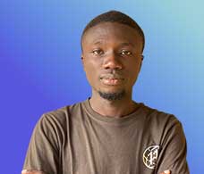 A picture of Julius Omoleye